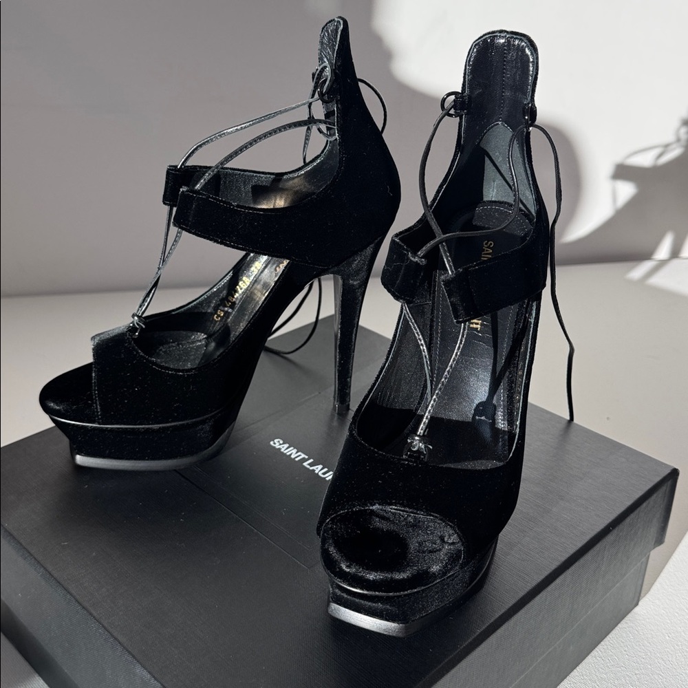 Saint Laurent Velvet Black Heels